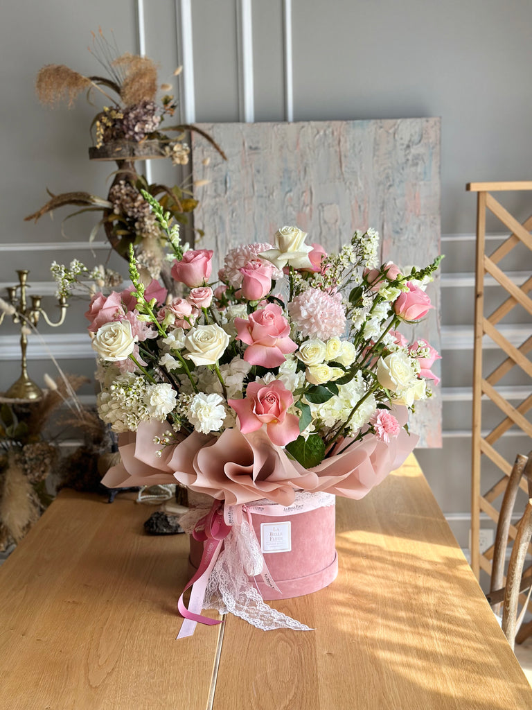 luxury box flowers pink and white