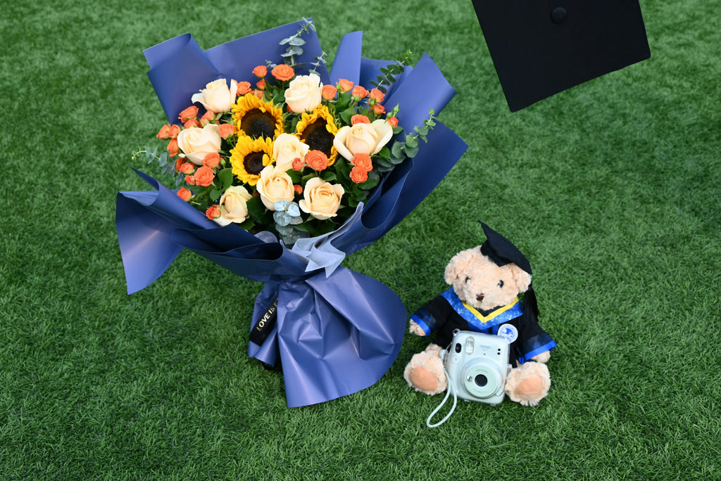 Fleur Design Graduation What Is the National Flower of Canada? | La Belle Fleur