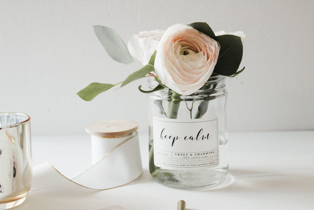 How to Make Pressed Flower Candles