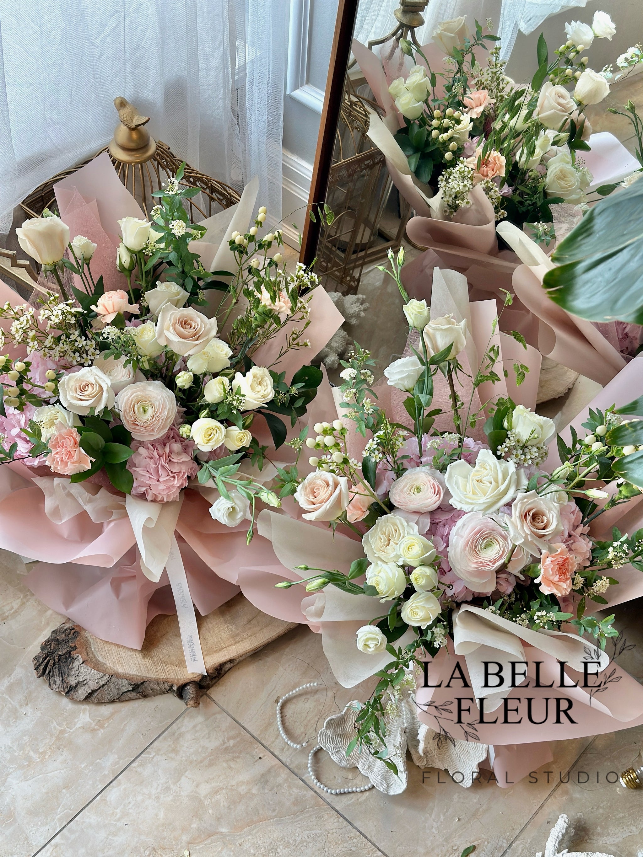 Champagne Colored Flowers in Toronto | La Belle Fleur