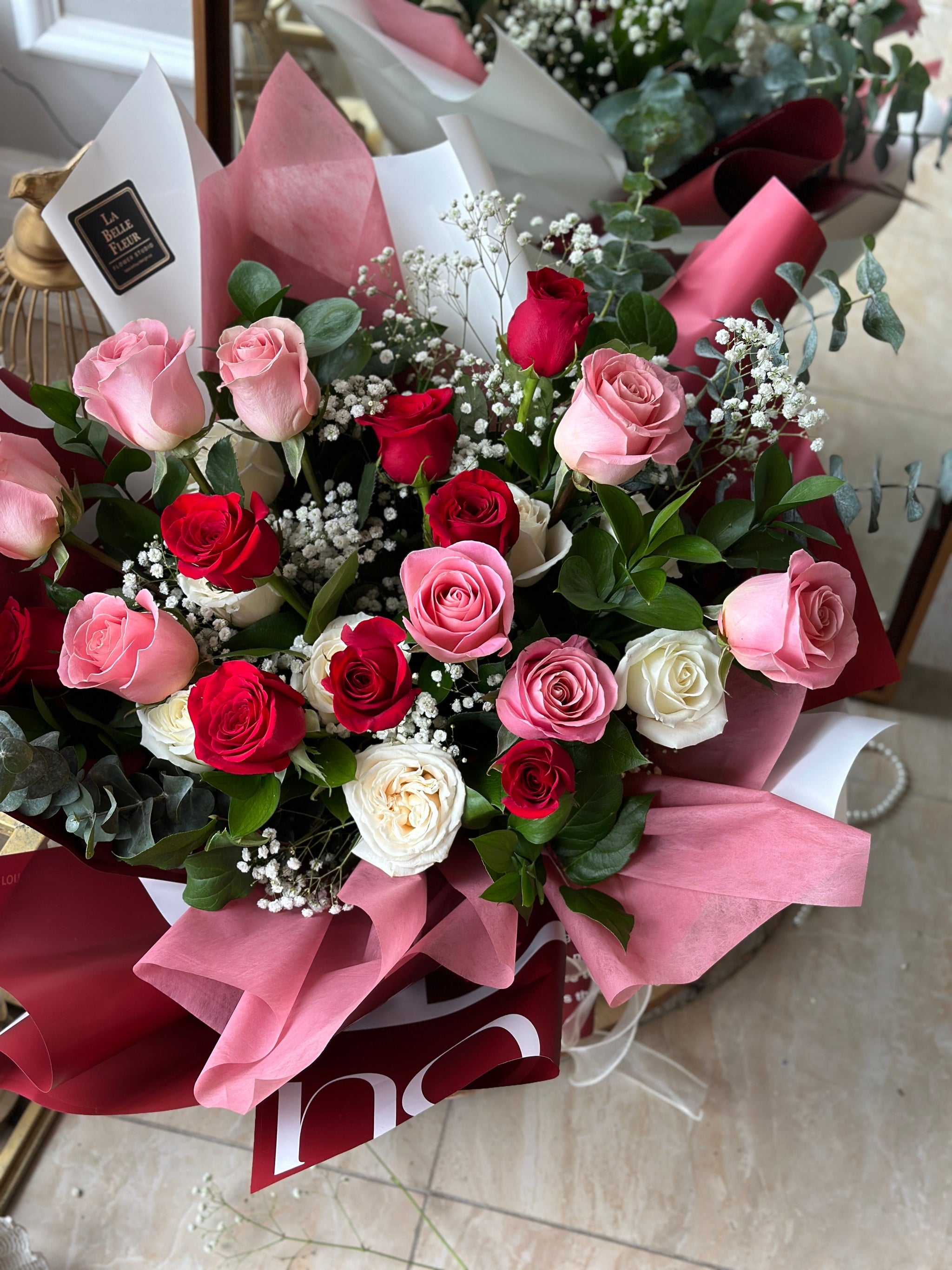 Valentine's Day - Rosé (6 Roses, 12 Roses, 24 Roses)