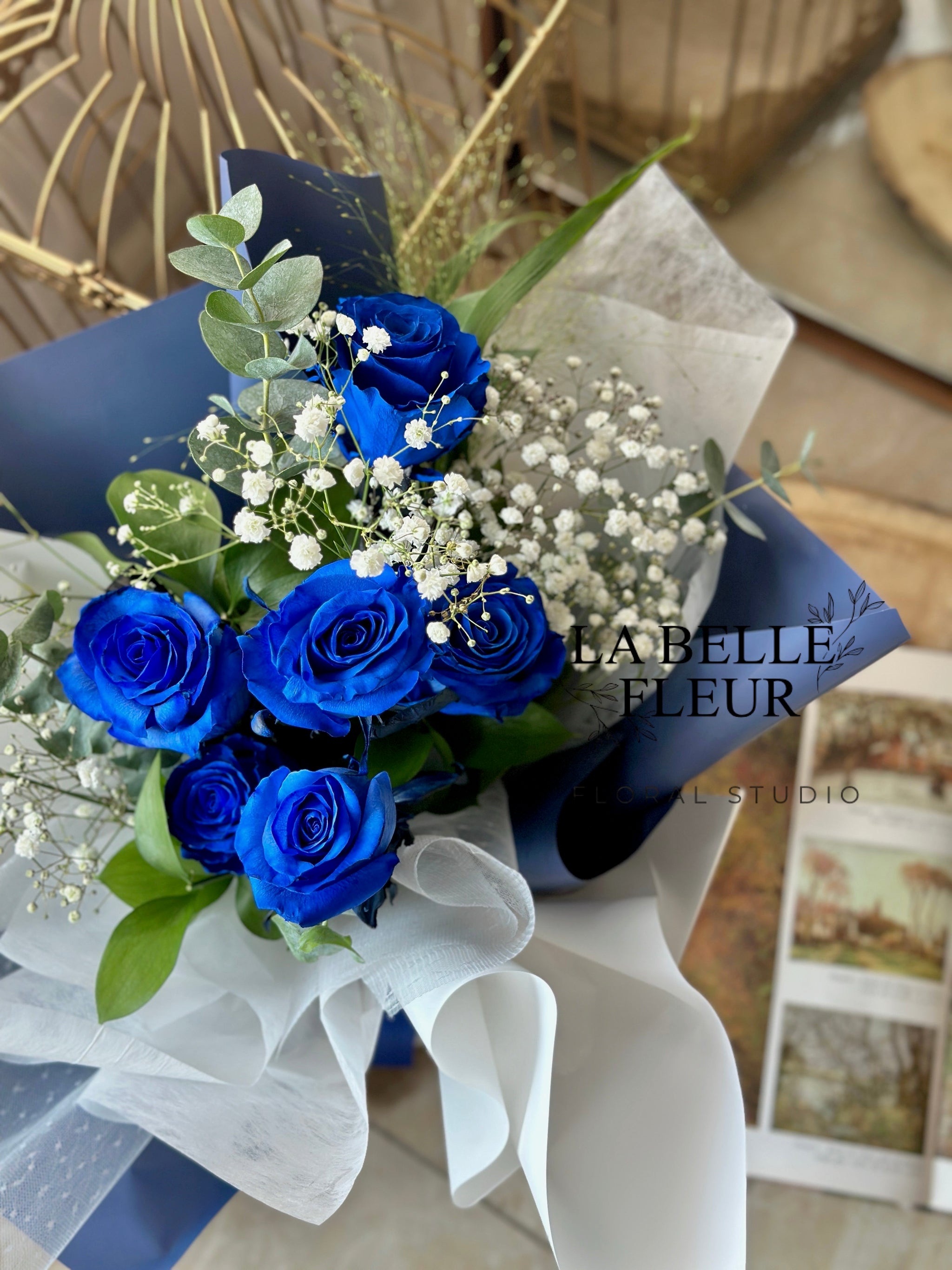 Blue Rose Flower Bouquet | La Belle Fleur