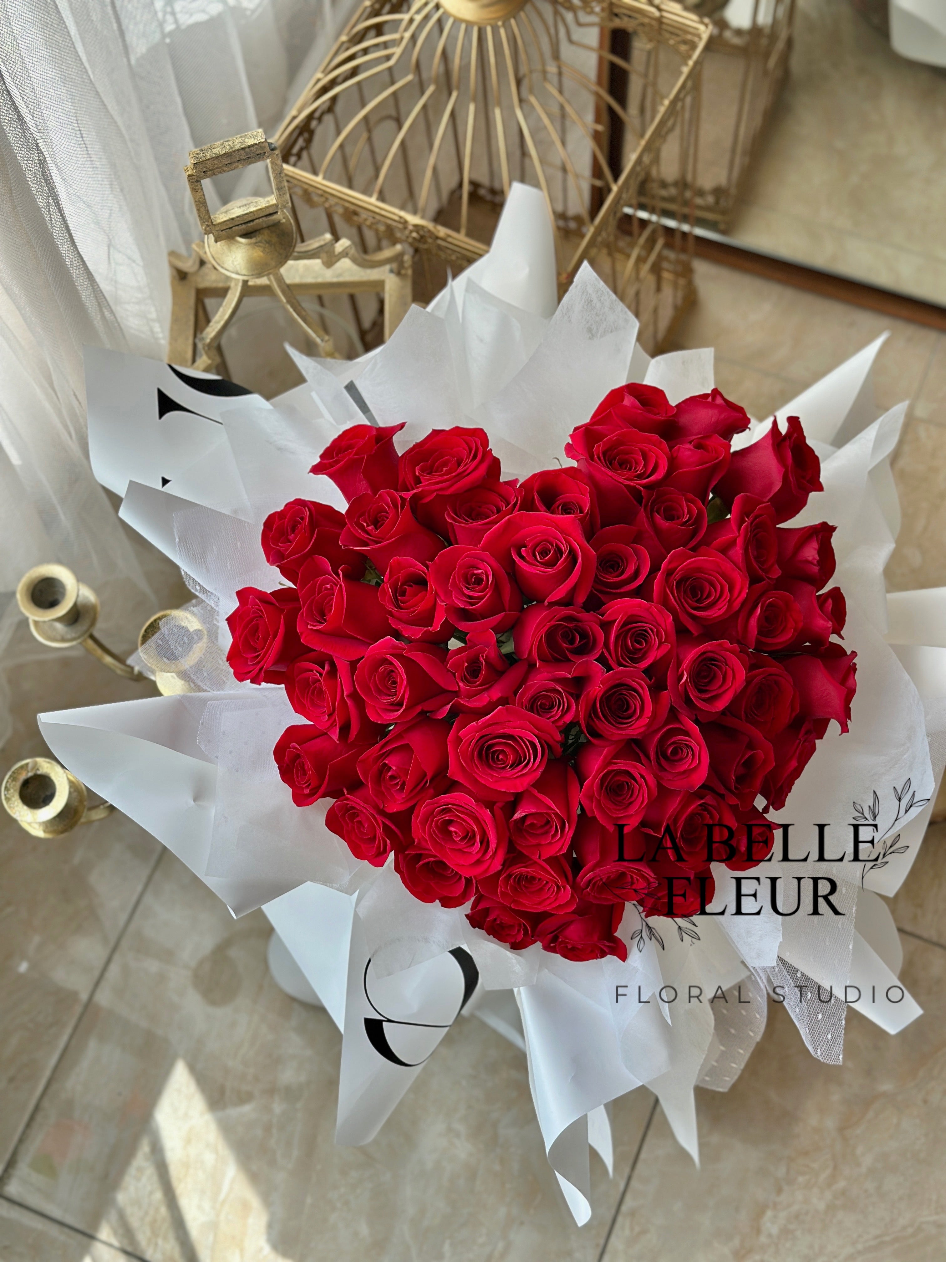 Heart Shape Ramo 50 Roses Heart Shaped Roses Bouquet