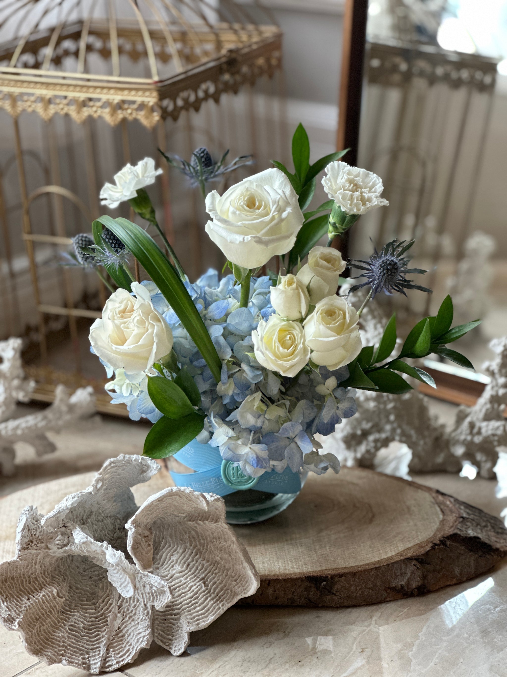 Blue Flower Bouquets in Toronto | La Belle Fleur