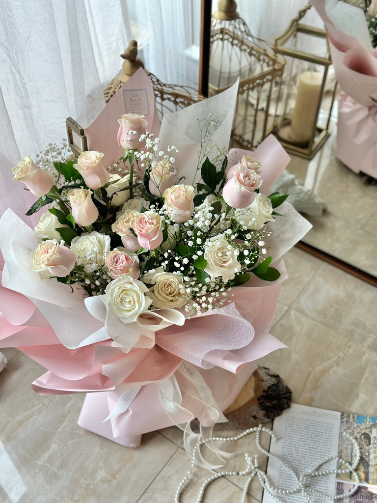 Valentine's day luxury pink rose bouquet
