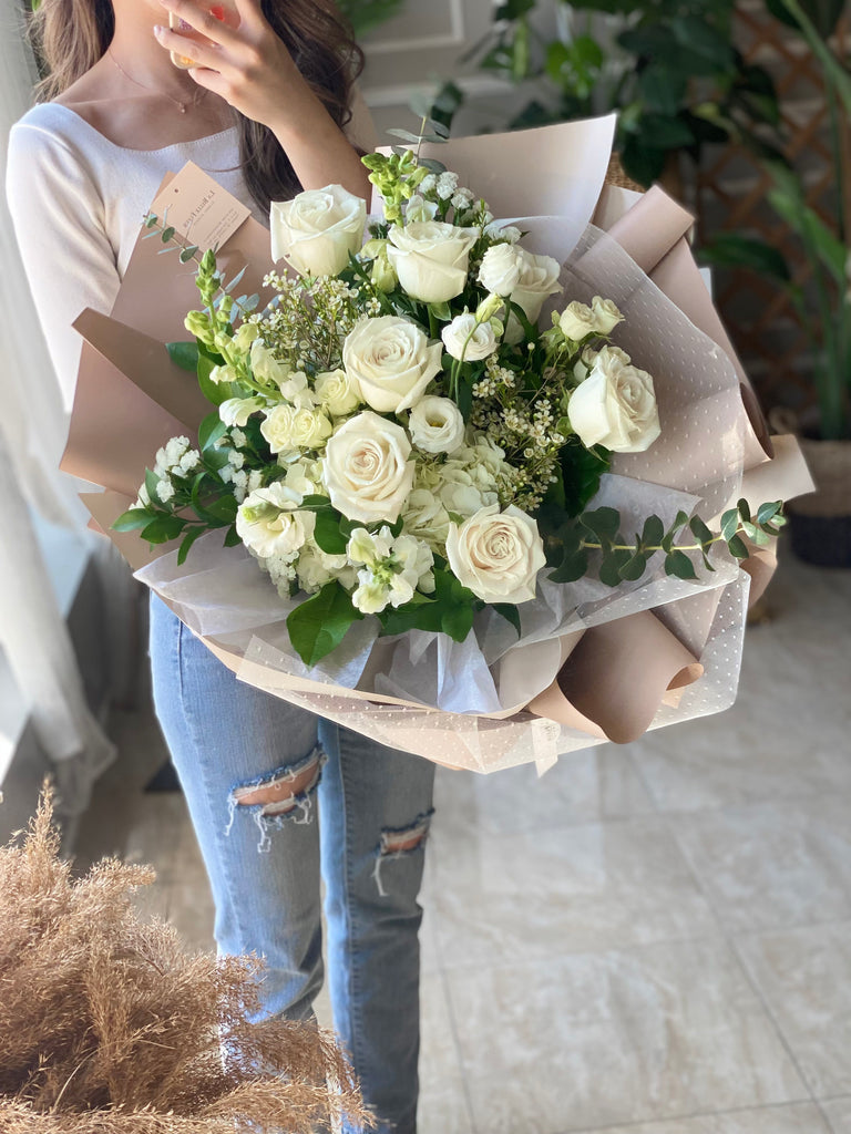 White Whisper Bouquet