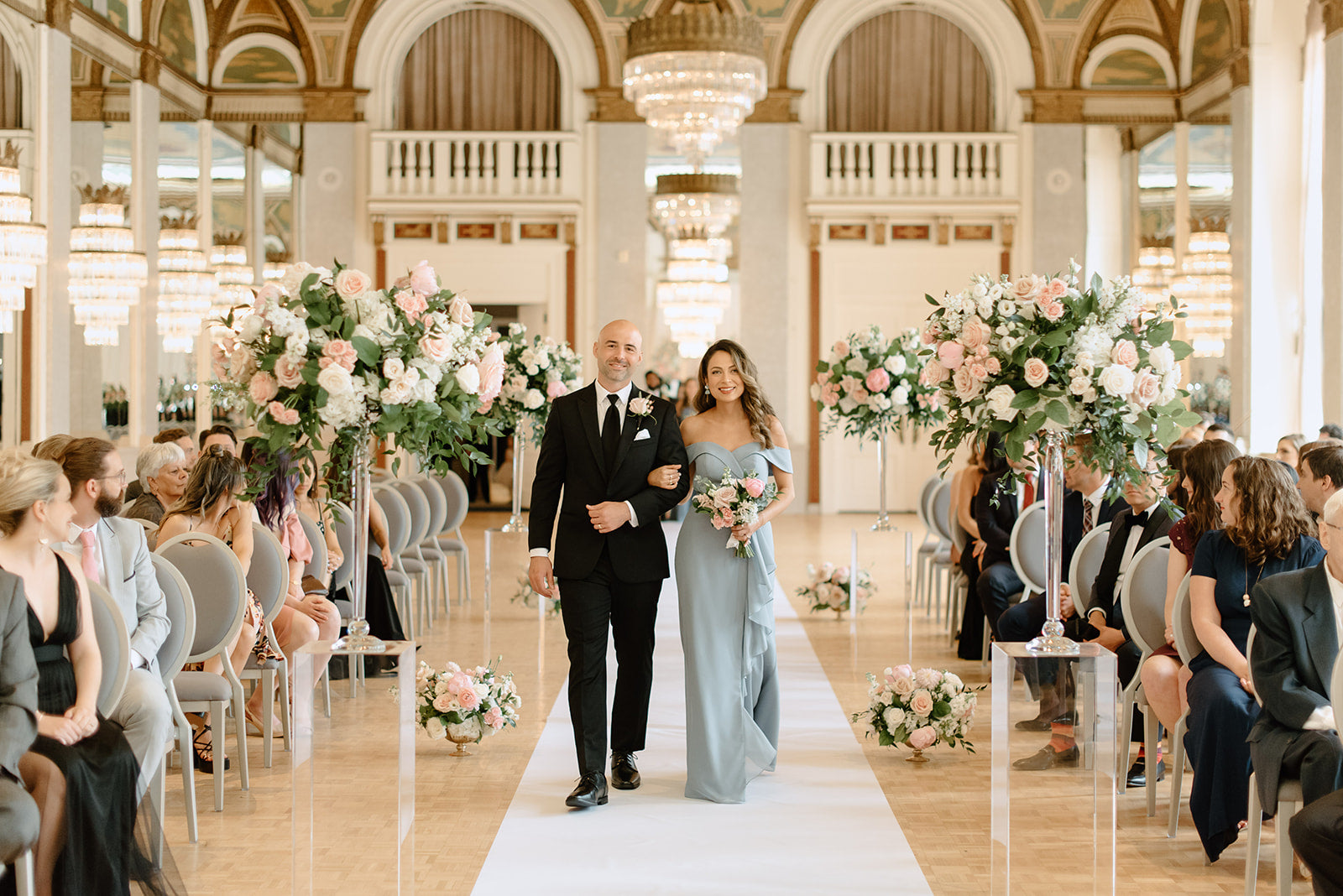 A La Carte Wedding Flowers