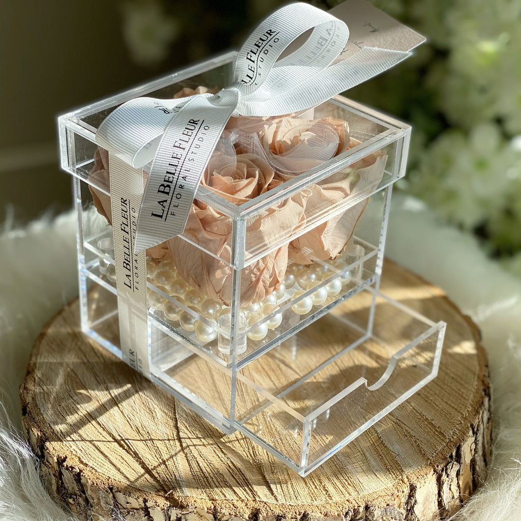 4 Roses Crystal Acrylic Box with open Drawer