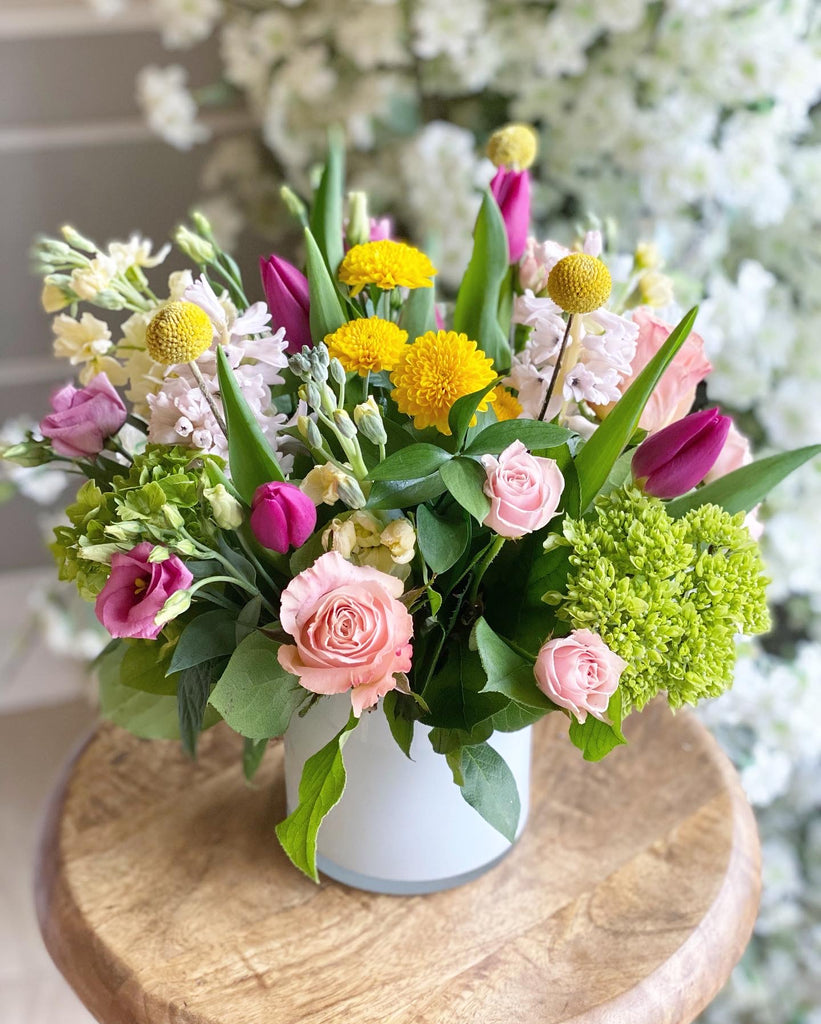 Bright & Cheerful Flower Arrangement